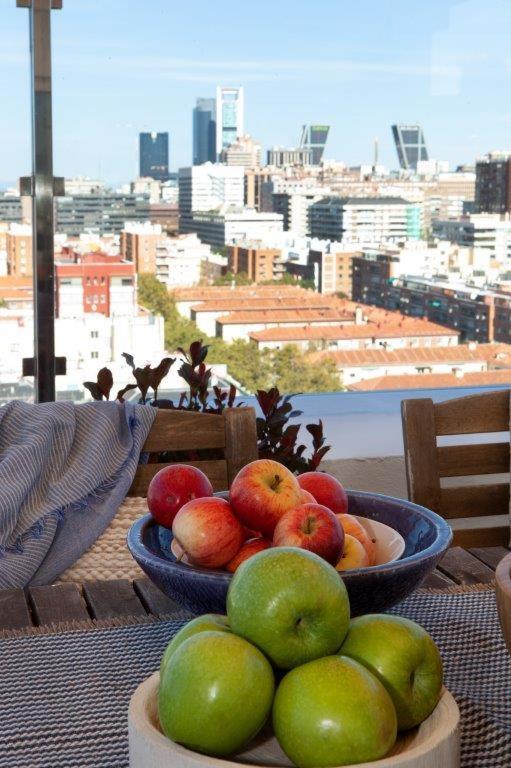 Wishome - Atico Con Espectacular Terraza En Bernabeu Madrid Eksteriør bilde